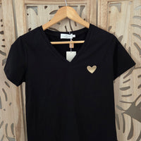 T-shirt noir coeur brodé doré maman