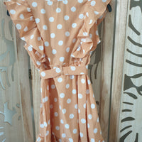 Robe beige à pois blancs