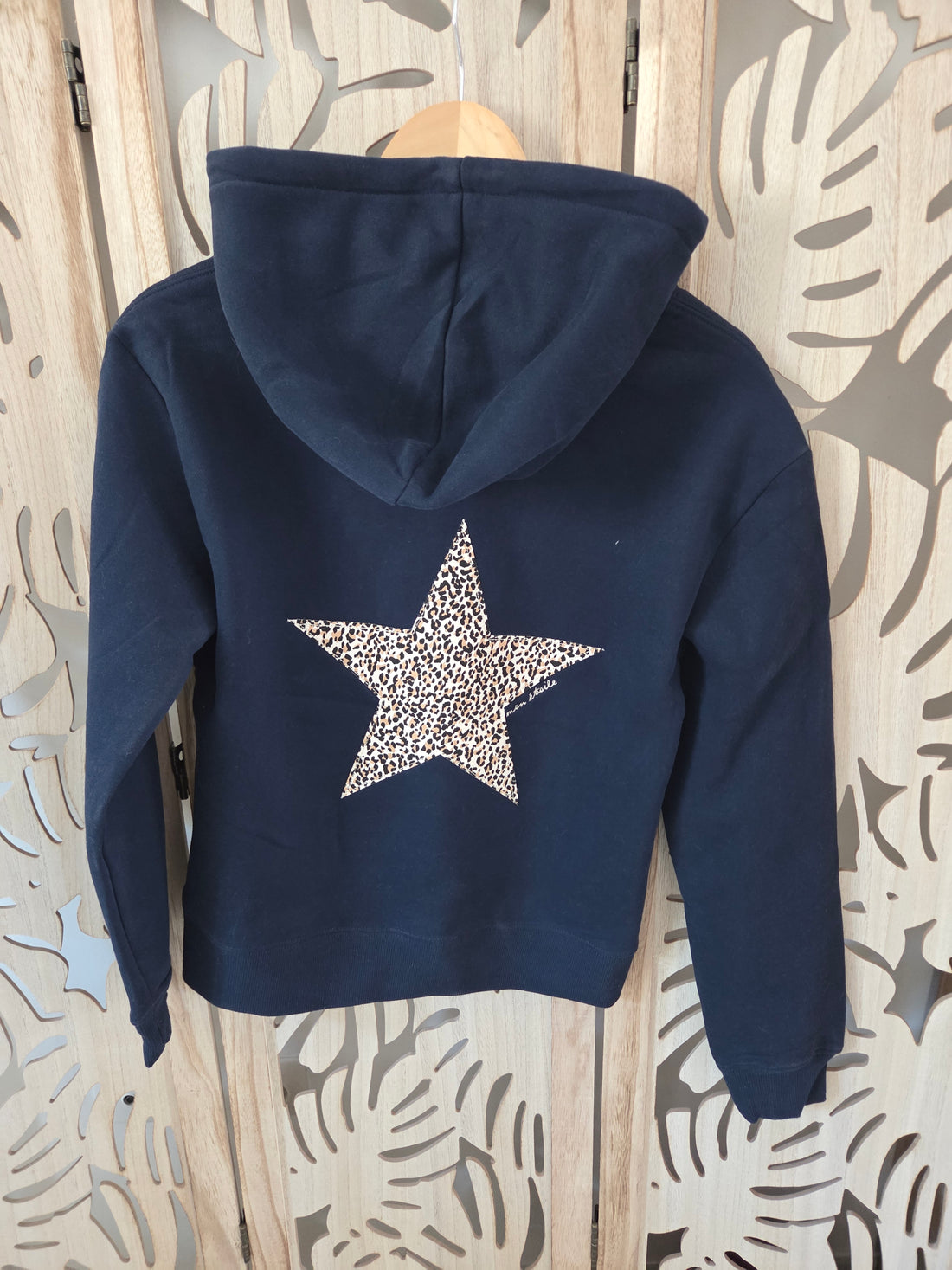 Sweat à capuche étoile femme