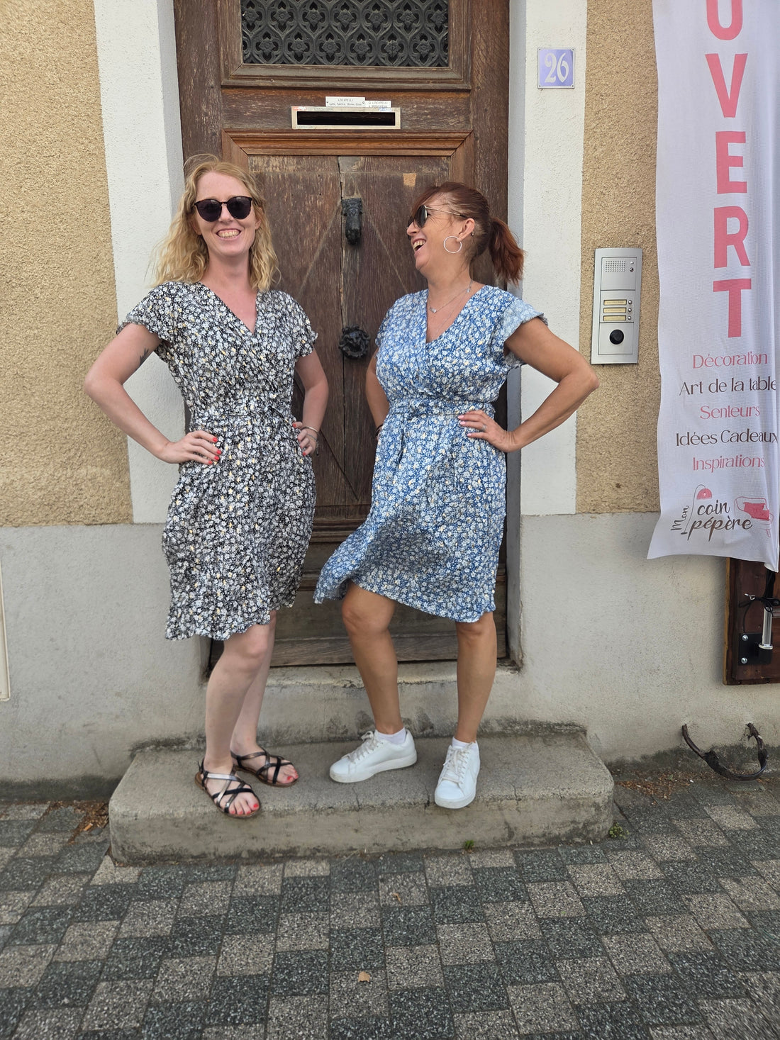 Robe courte motifs fleurs