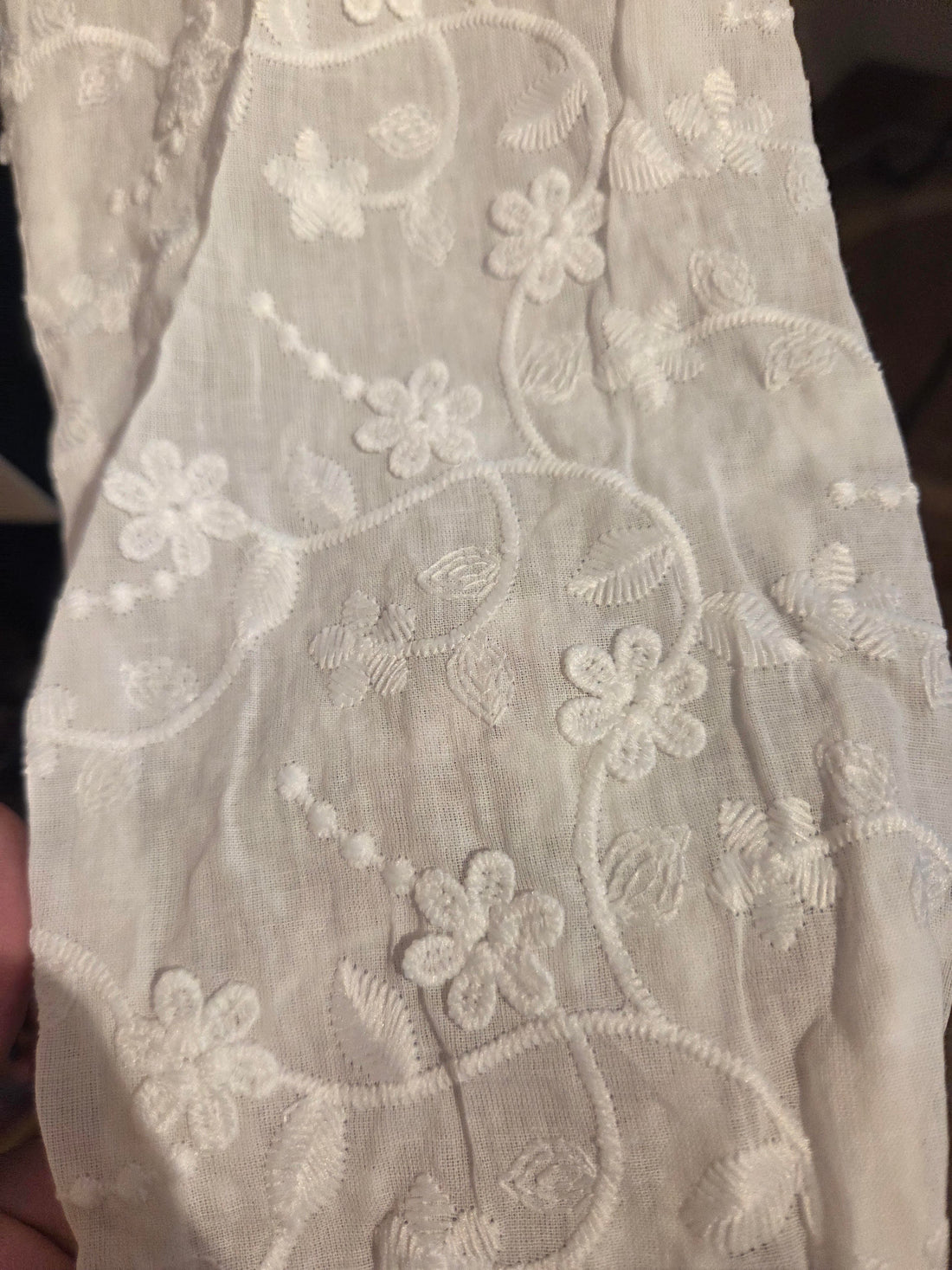 Chemise blanche brodée