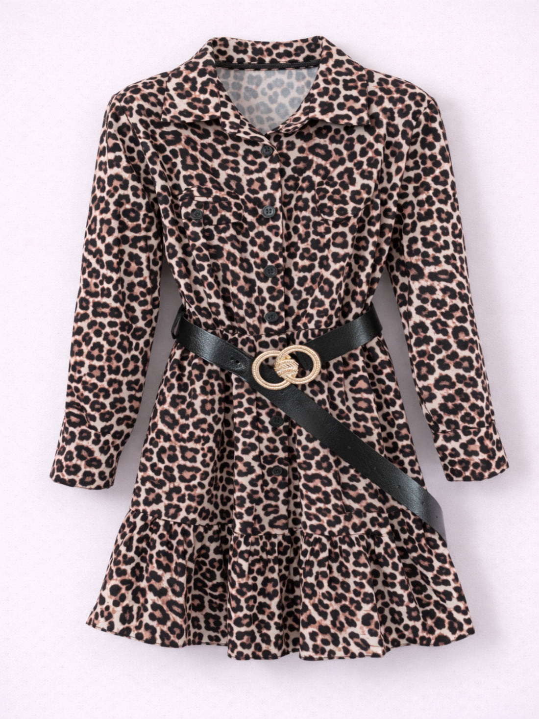 Robe léopard avec ceinture