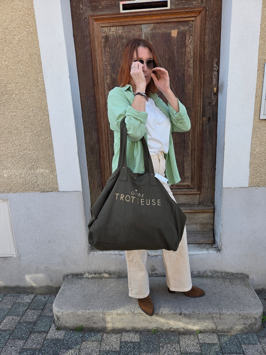 T-shirt blanc avec broderie « Zeste d’Amour » (Maman)
